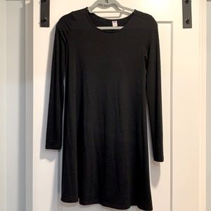 Old Navy Black Long-sleeve T-shirt Dress, size XS